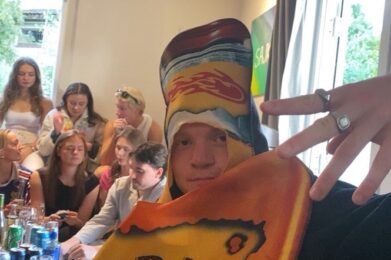 89E305E4-C0A2-47BC-A2ED-D838CA6B0F42_1_105_c