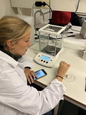 DCC4A8E6-F20D-49C0-9ACE-4F53D0AEE0F9_1_105_c